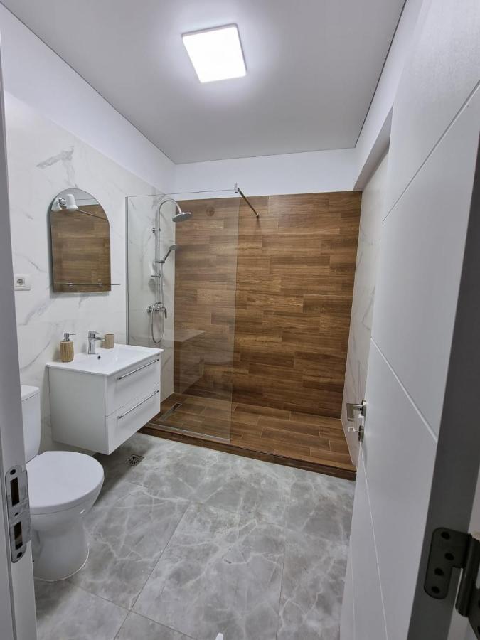 Apartamente Azra Нэводари Экстерьер фото